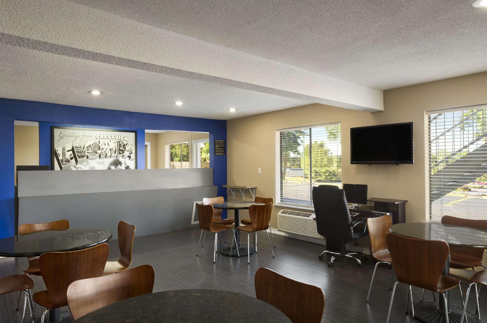 Quality Inn Крествью Экстерьер фото