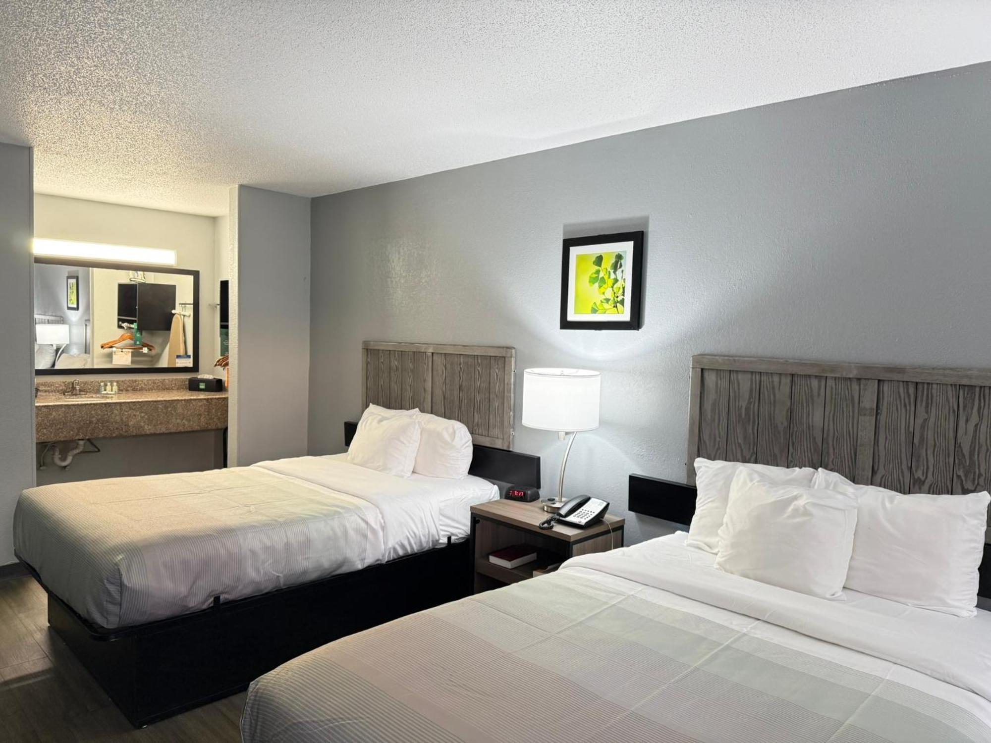 Quality Inn Крествью Экстерьер фото
